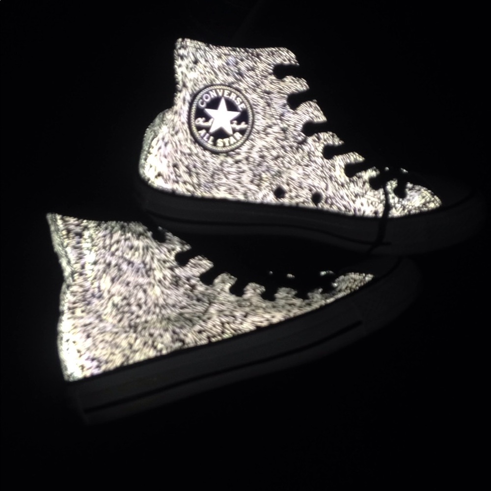 CONVERSE CHUCK TAYLOR SIZE 7 AWESOME STYLE!